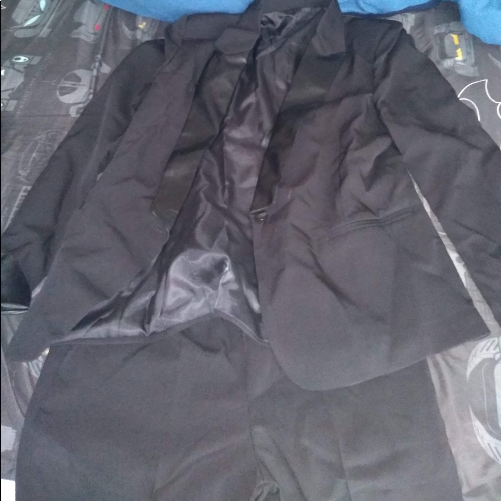 A nice women’s suit